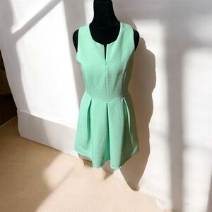 Gianni Bini Women’s Mint Green Sleeveless Fit and Flare Mini Dress Size S